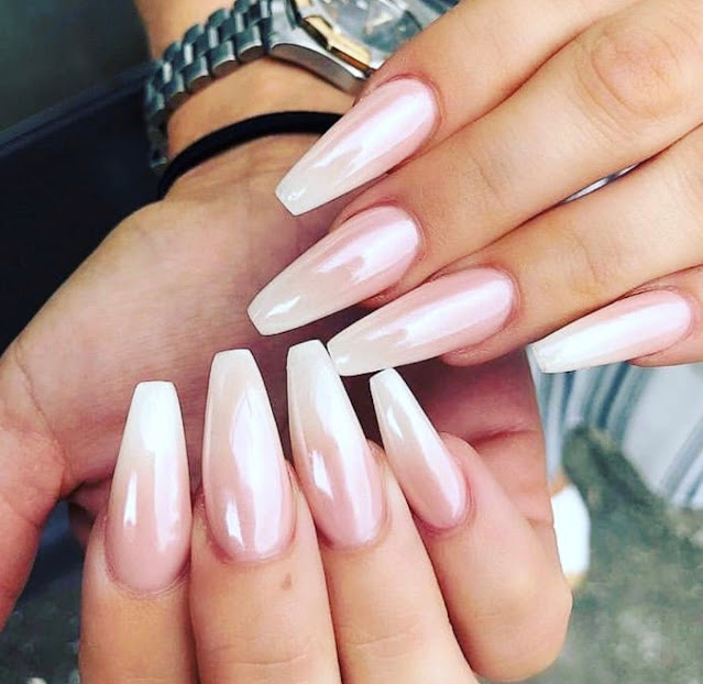 Divine Nails.