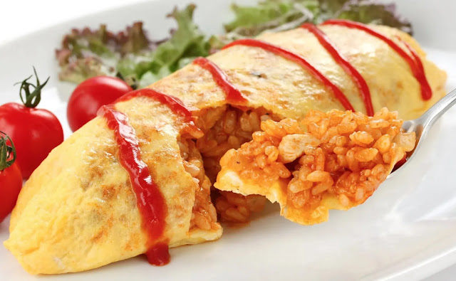 How To Make  Omurice (Japanese Rice Omelet) at Home