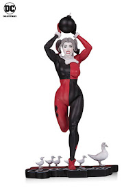 NYCC 2018 DC Collectibles Harley Quinn Red, White & Black By Frank Cho statue