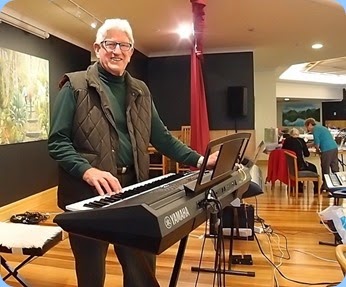 Bennie Gunn played his Yamaha PSR-S950 for us. Photo courtesy of Dennis Lyons