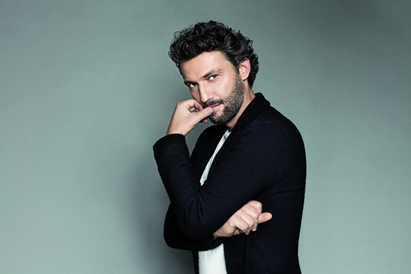 IN REVIEW: Tenor JONAS KAUFMANN [Photo by Julian Hargreaves, © by Sony Classical]