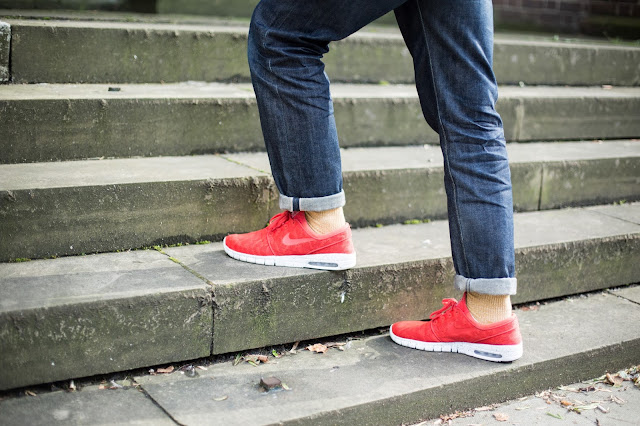 We headed to the Bedford Sq and Brunswick Centre area of Central London to shoot some photos of this denim outfit. Wearing Albam jeans, Carhartt Wip shirt, Fair Ends cap and Nike Air Max Janoski trainers