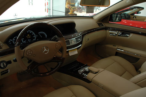 Cho thuê xe cưới Mercedes S550