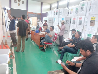 Hari Ke-4 PPK Sindang Jaya Pleno Rekapitulasi Tingkat Kecamatan