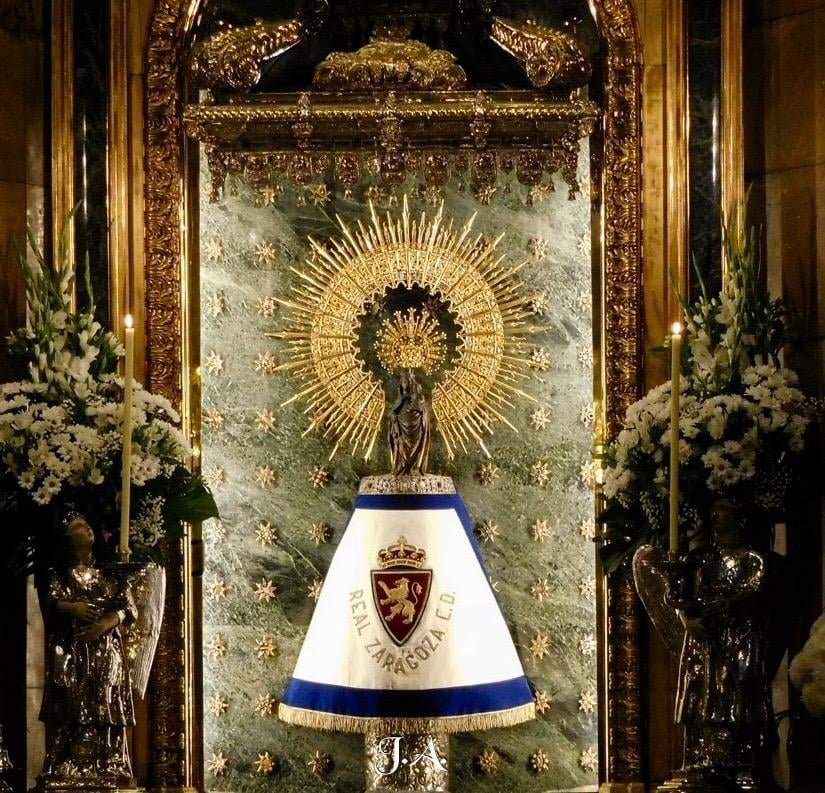 VIRGEN PILAR MANTO LEGIÓN