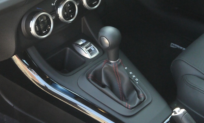 Alfa Romeo TCT gearshift