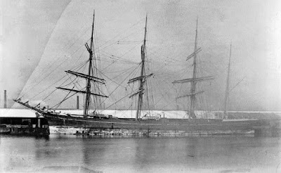 Imagem do Zebrina, navio a vela com três mastros encontrado sem a tripulação