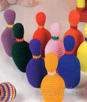 PATRON GRATIS JUEGO DE BOLOS DE CROCHET 2055