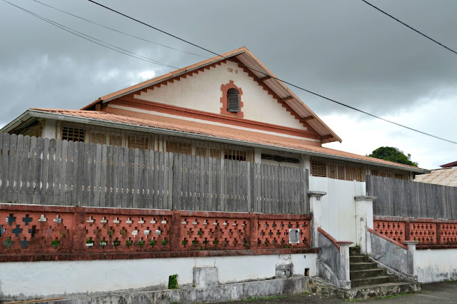 Guyane, Cayenne, visite historique, petit train Koati, jardin botanique