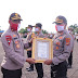 Kapolda Lampung Berikan Reward Kepada 14 Personel Polres Tulang Bawang, Berikut Daftar Namanya