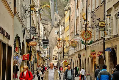 Where is the best place to shop in Salzburg?