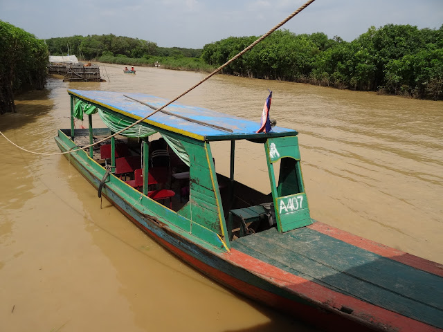 kampong phluk floating village tonle sap siem reap cambodia