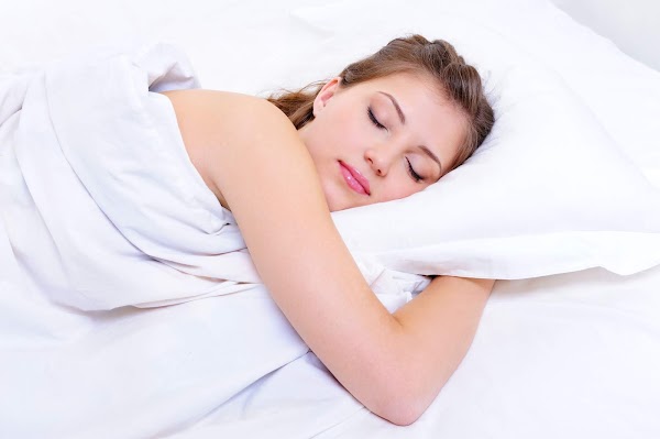 Faedah Tidur Tanpa Busana Menurut Ahli