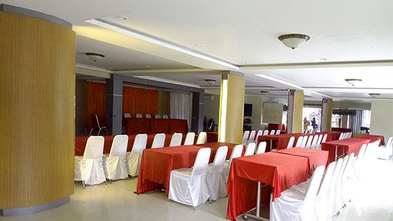 Convention Hall Urbanview Hotel Onyx Ketapang Photo