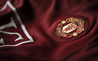 Manchester United FC Uniform Logo HD Wallpaper