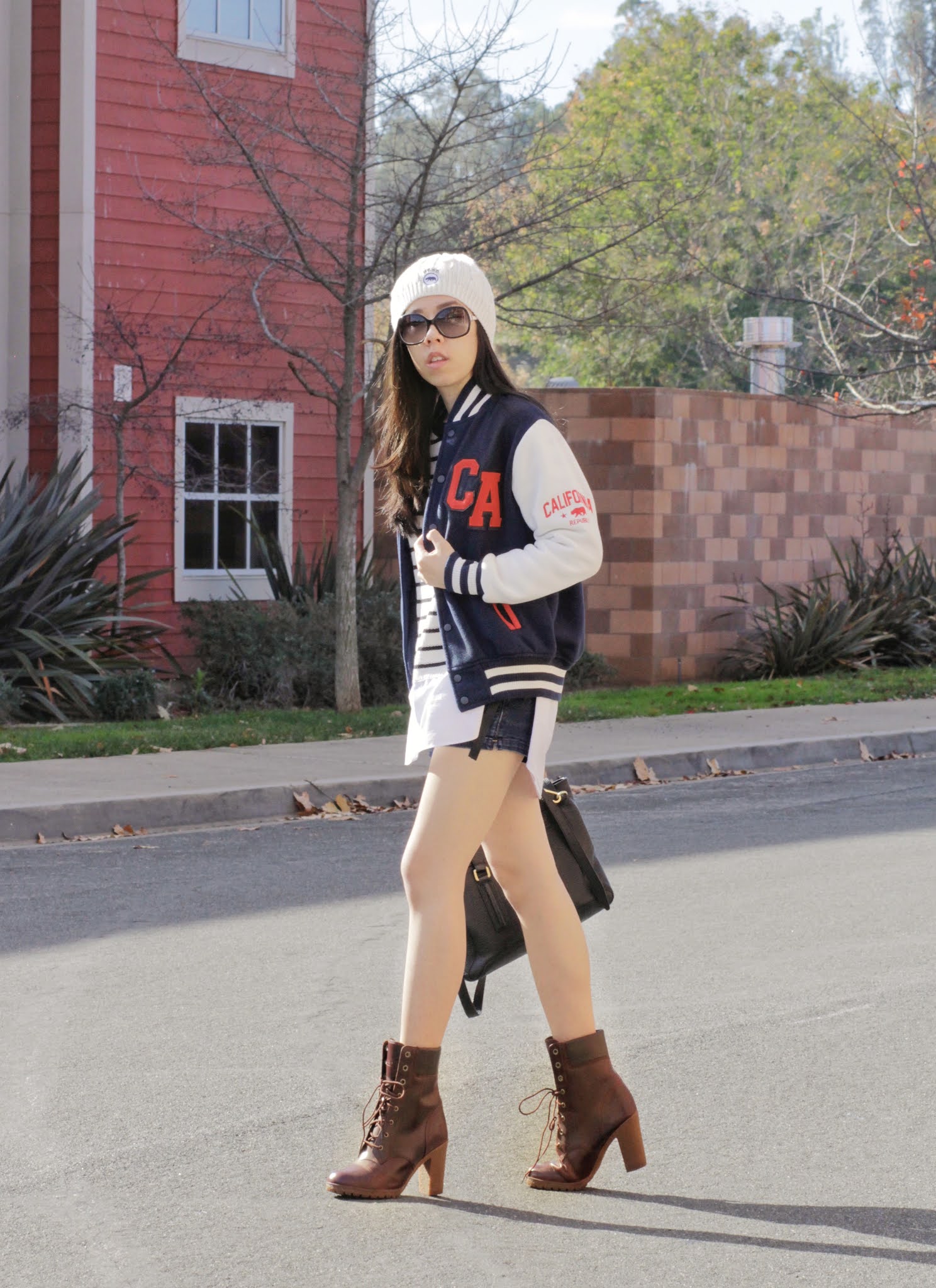 White Beanie Outfit Inspiration for Fall in California_Adrienne Nguyen