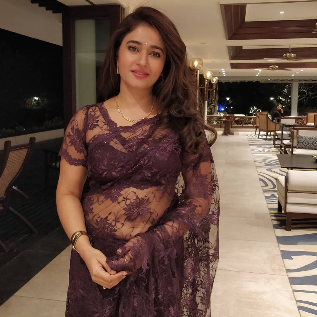 ACTRESS POONAM BAJWA WHATSAPP GROUP LINK