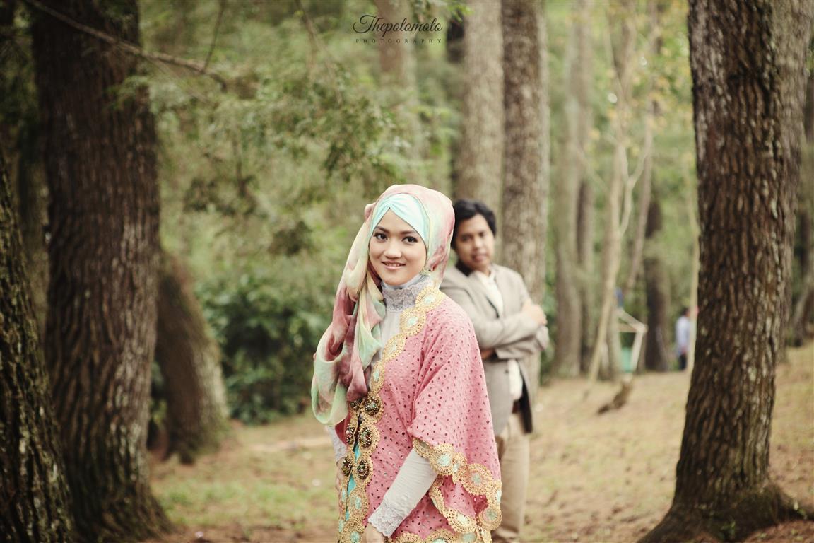 Foto Prewedding Muslim Romantis Desain Pernikahan