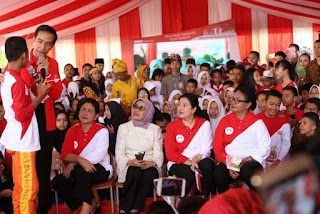 Berita Informasi - Jokowi : Hentikan Perundungan , Mulailah dengan saling menghargai.