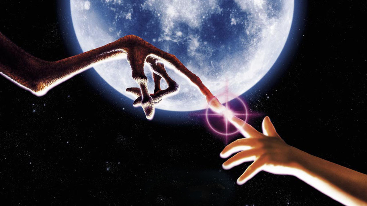 E.T. THE EXTRA-TERRESTRIAL Comes Back To Earth For One ...