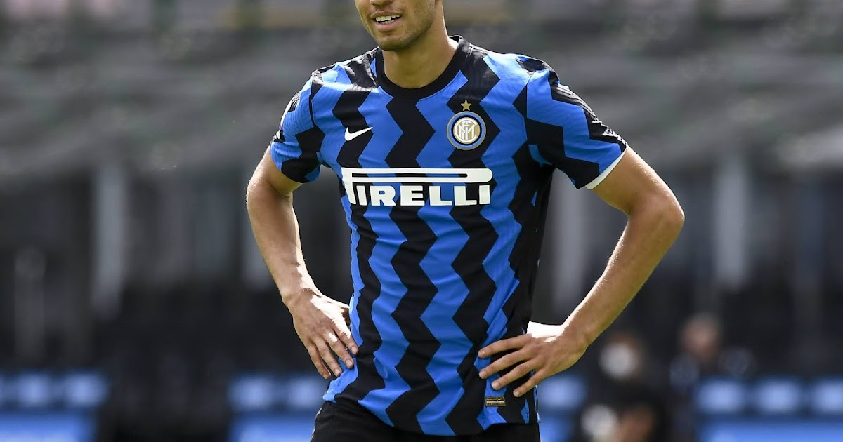 Chelsea join PSG in race to sign Inter winger Achraf Hakimi