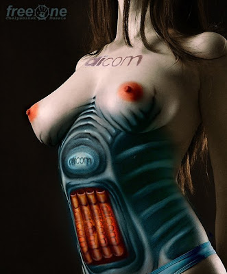 40 Stunning women body paintings NSFW