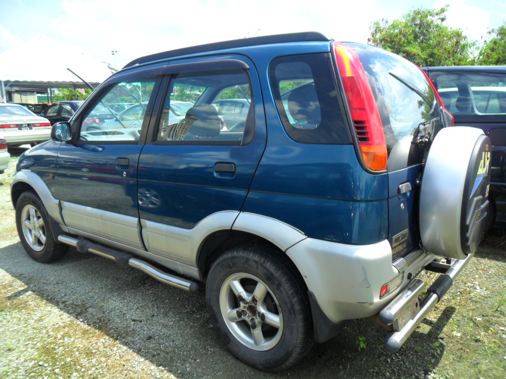  KERETA UNTUK DI JUAL  PERODUA KEMBARA 1 3 EZ A YEAR 2001