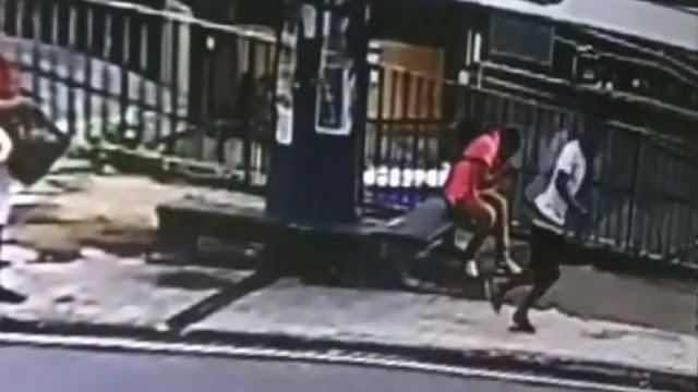 Vídeo mostra momento em que homem é baleado durante tentativa de assalto em Salvador