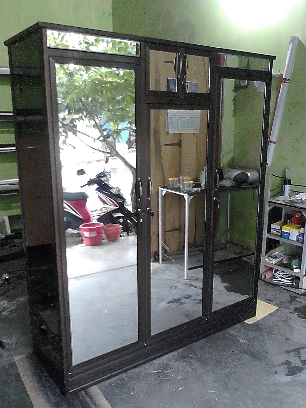 Harga Lemari  Aluminium  085 695 759 401 Sekitar Kediri 