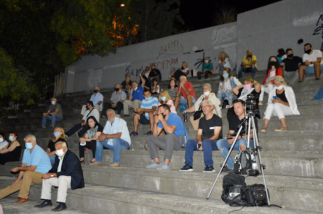 Με μελωδίες Πόντου πλημμύρισε το θέατρο Κρύας Βρύσης "Τάσος Πεζιρκιανίδης"