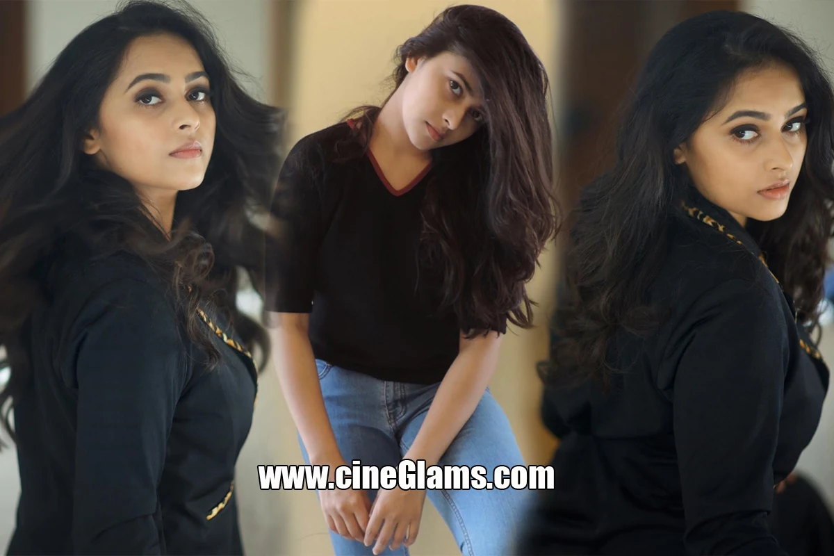 Actress Sri Divya Latest Photoshoot Pics HD 