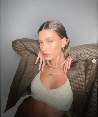 Hailey Baldwin Bieber Nails