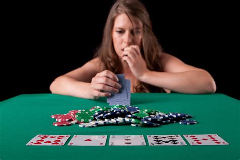 Hal Yang Mesti Dijauhi Waktu Main Poker Online