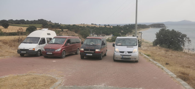 Caravans op de grens tussen Griekenland en Turkije