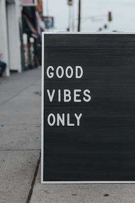 https://unsplash.com/photos/muS2RraYRuQ