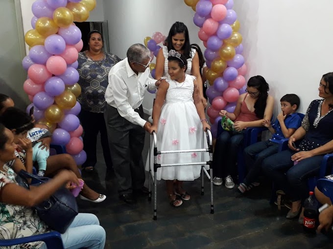 Garota que sobreviveu a queimaduras provocada pelo padrasto ganha festa de aniversário em Rolim de Moura