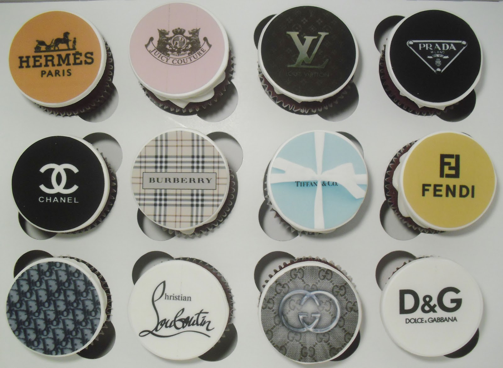 made FRESH daily: Designer Handbags with Matching Logos Cupcakes!