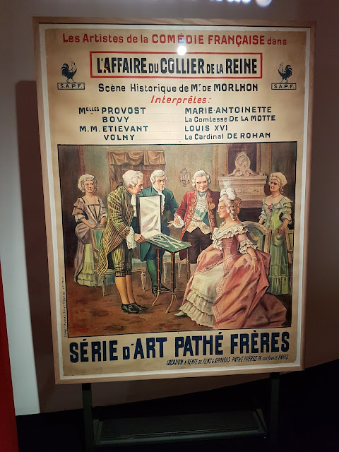 Affiche du film : L''affaire du collier, une œuvre de la galaxie Dumas.