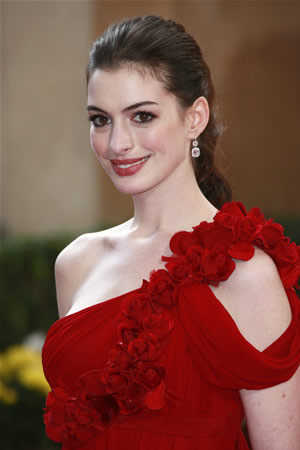 anne hathaway hairstyles