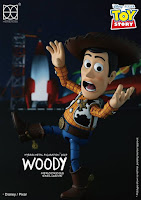 Hybrid Metal Figuration Series Woody de "Toy Story" - Herocross