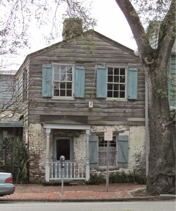 WalkingDowntownSavannah-42-2015-03-21-07-47.jpg