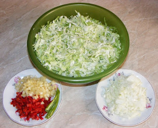 retete cu varza, retete cu ardei si ceapa, preparate din varza si legume, retete, retete culinare,