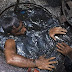 See the man with the worst job ever, what he does for a living will lake you HUMBLE(video)
