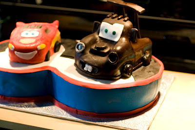 Lightning Mcqueen Birthday Cake on Les Delices Sweet Marie  Lightning Mcqueen And Mater Birthday Cake