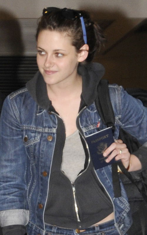 Kristen Stewart Photos, Kristen Stewart Gallery