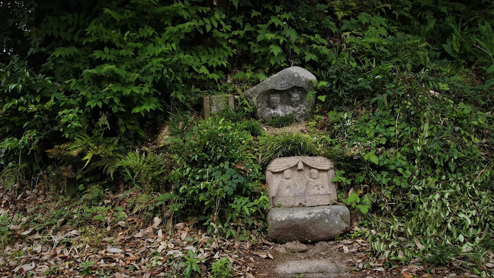 鳥取県西部の道祖神、上安曇堂横のサイノカミ