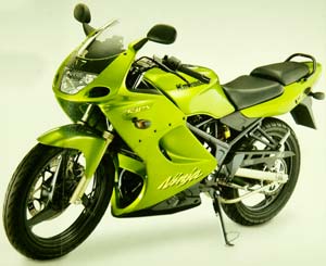 Modifikasi Motor Kawasaki Ninja 150 R 2010 Sport title=