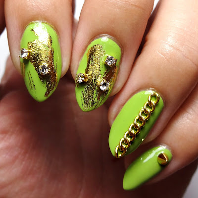 Green and Gold Glam Rock Nails