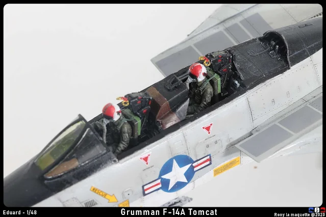 Les sangles des pilotes du F-14A Tomcat d'Eduard au 1/48.