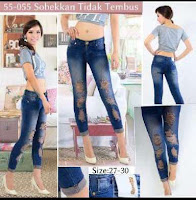 warna celana jeans, ripped jeans cewe, cara membuat celana jeans sobek, cara membuat jeans robek, model celana jeans sobek, jual celana jeans wanita, celana jens, model celana jeans untuk wanita gemuk, jeans putih wanita, celana jeans sobek sobek, cara menjahit celana, cara mencuci jeans, mimpi celana robek